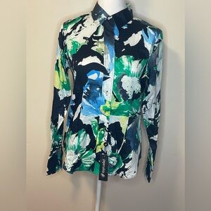 - Paperwhite Women’s Long Sleeve Button-Up Blouse Size 04